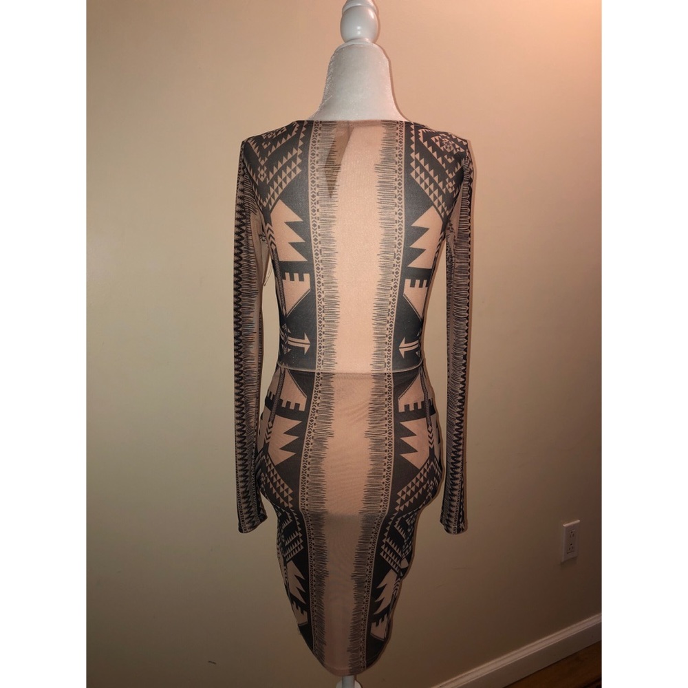Dress - Picture 2 of 2